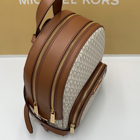 MICHAEL KORS JAYCEE MEDIUM BACKPACK VANILLA SIGNATURE COLOR NWT - Picture 8 of 16